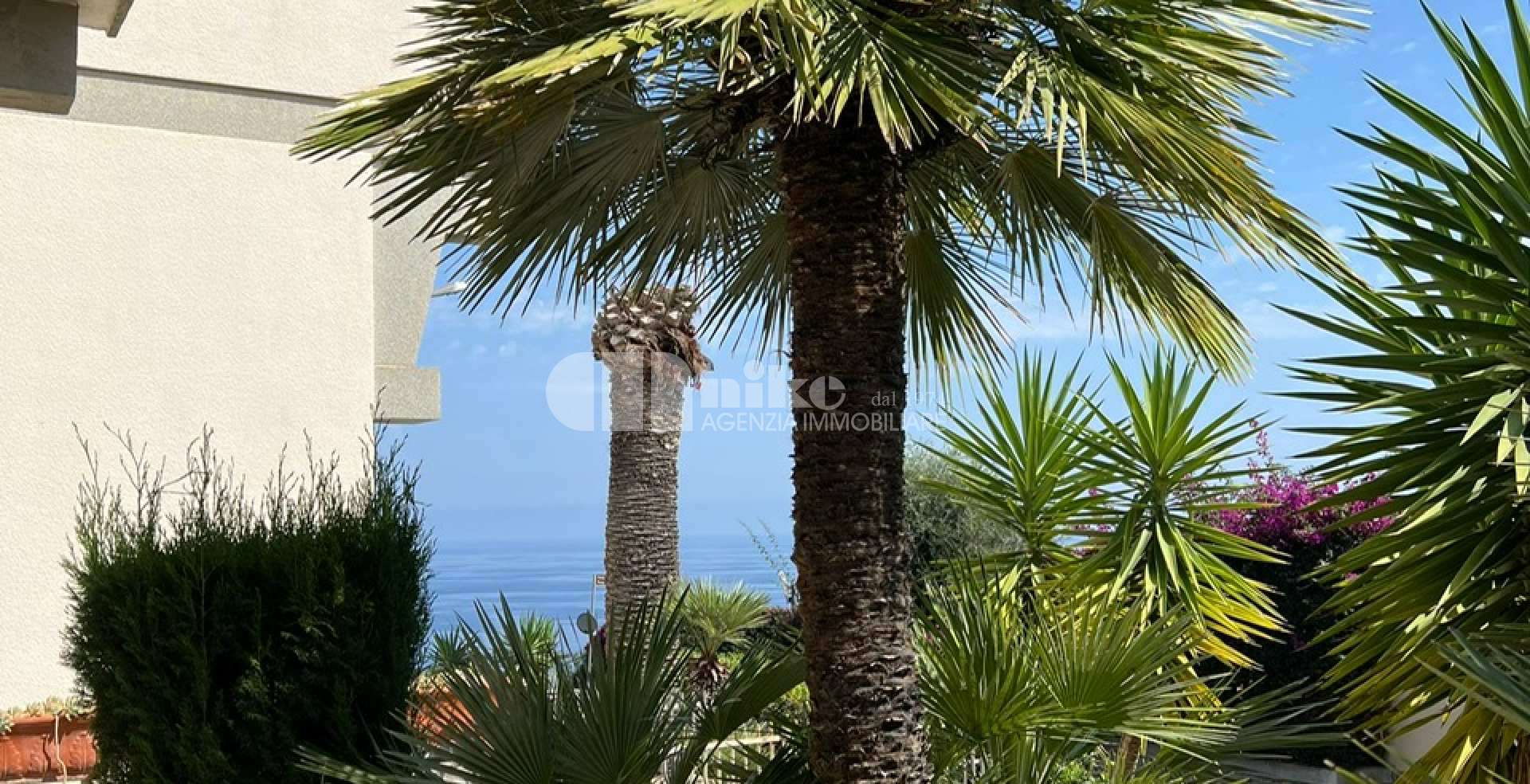 Trilocale con giardino