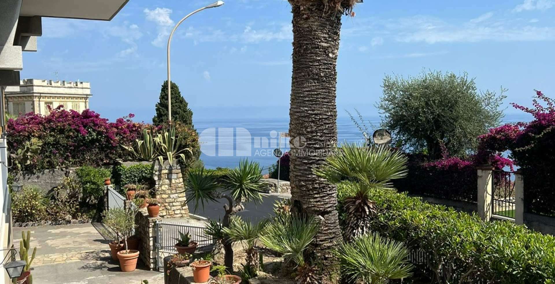 Trilocale con giardino