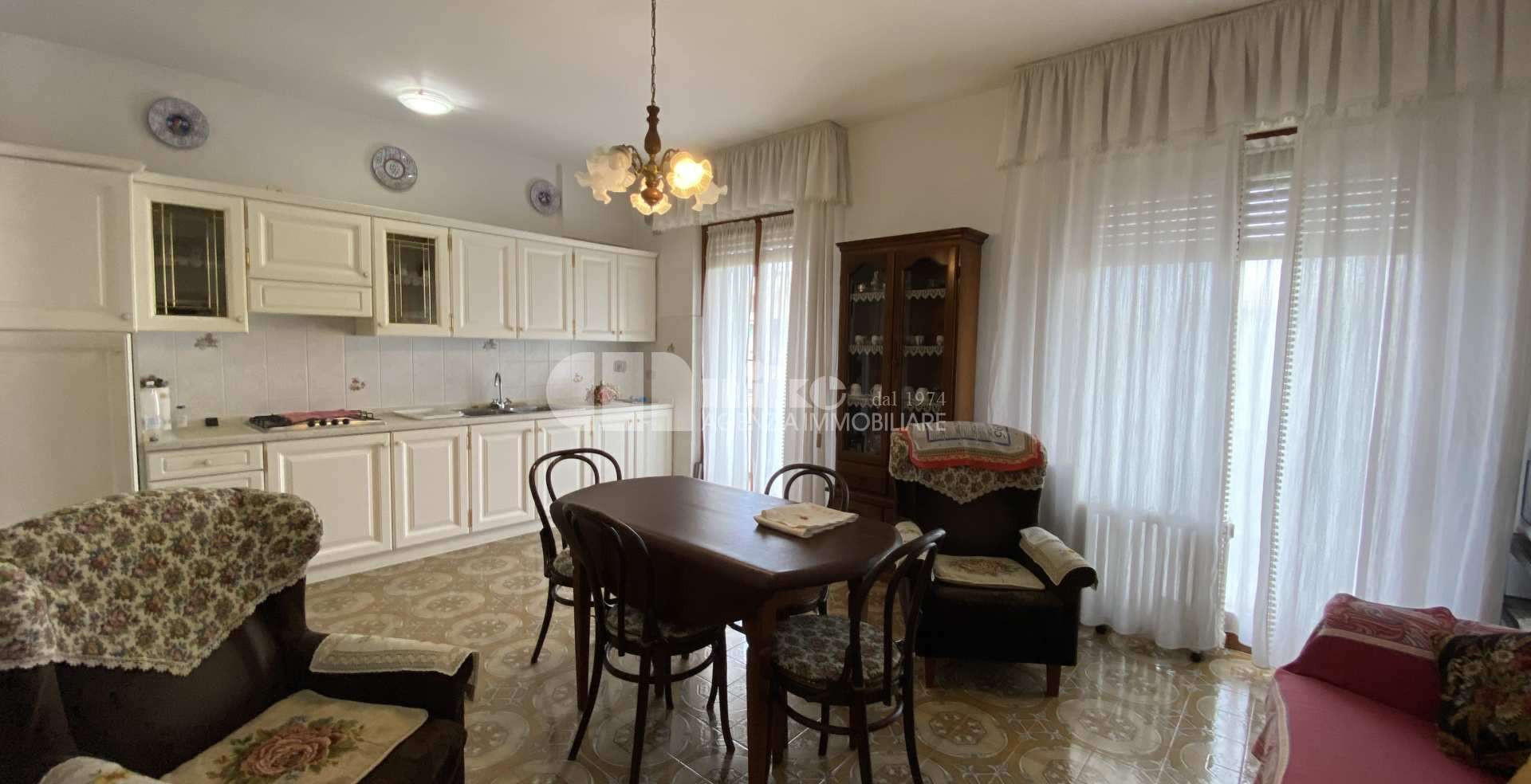 Bordighera, bilocale ultimo piano