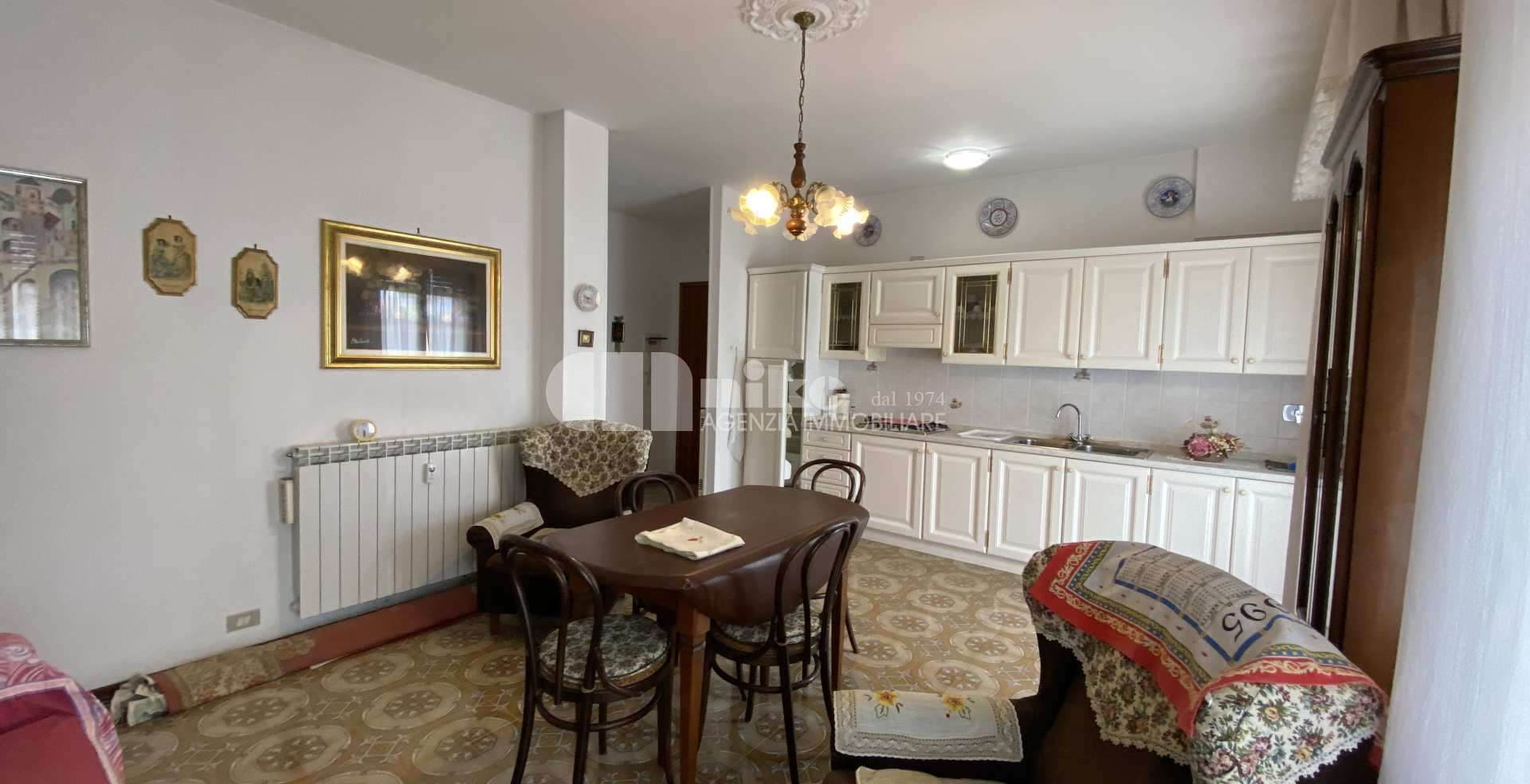 Bordighera, bilocale ultimo piano