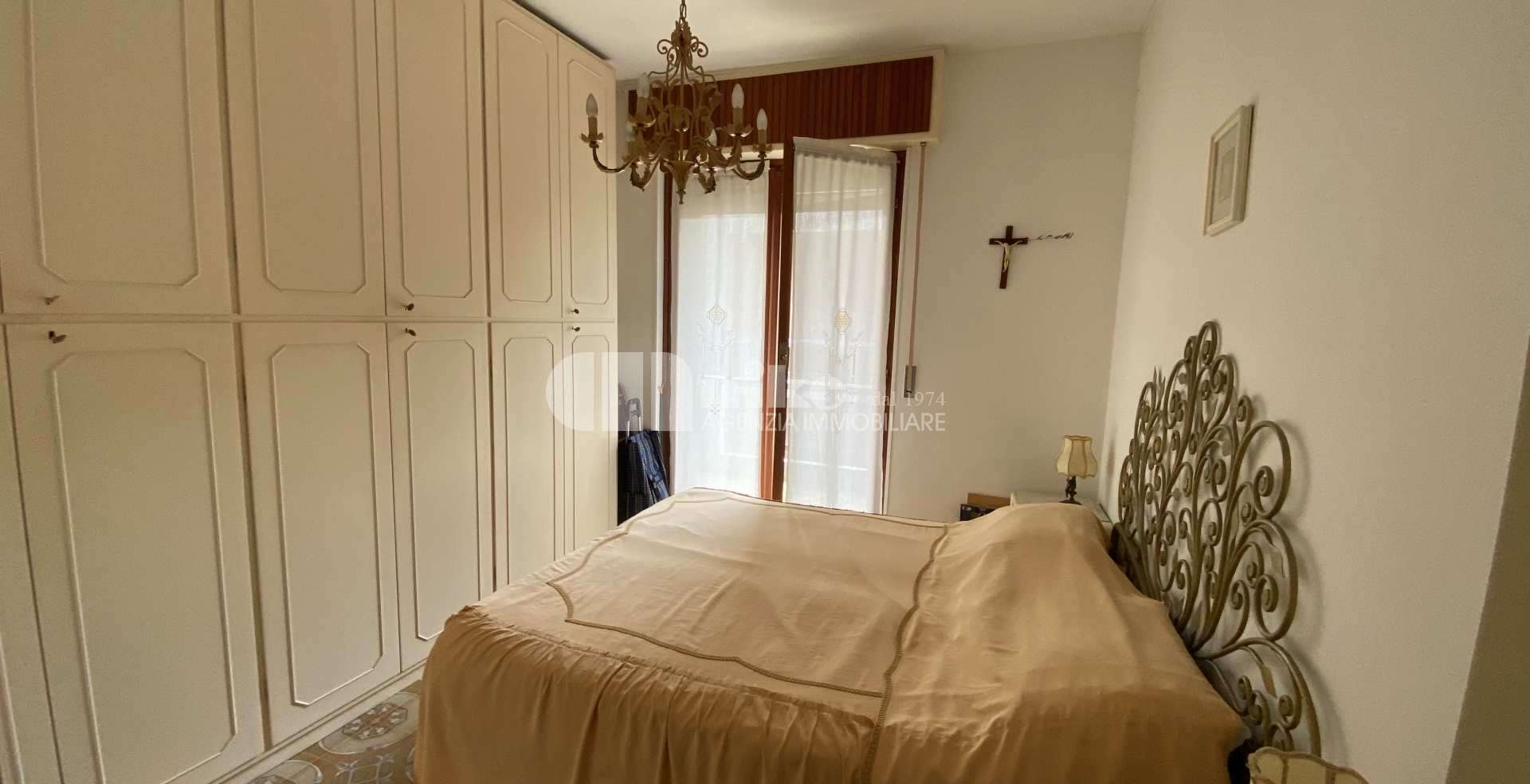 Bordighera, bilocale ultimo piano