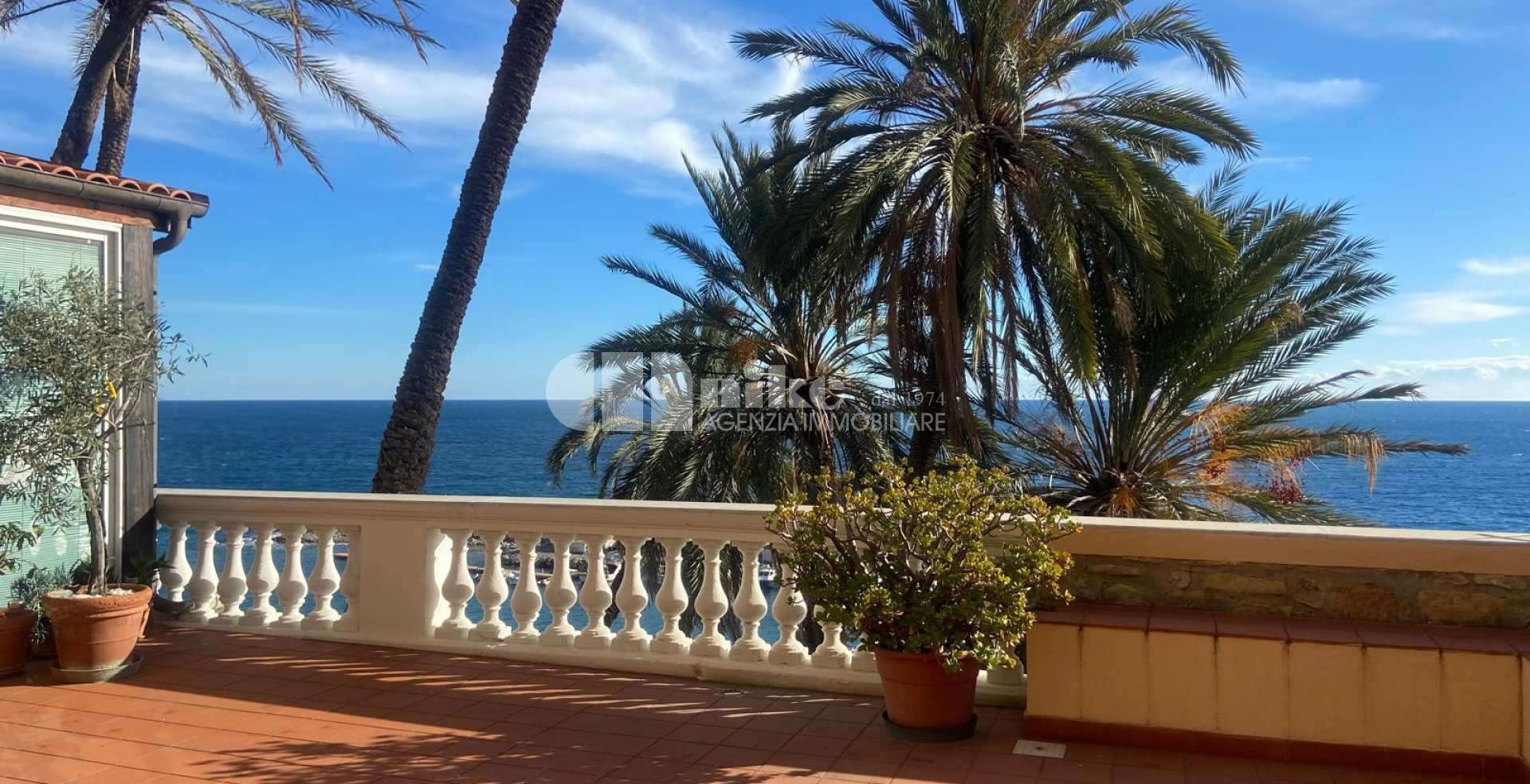 Appartamento con terrazza vista mare