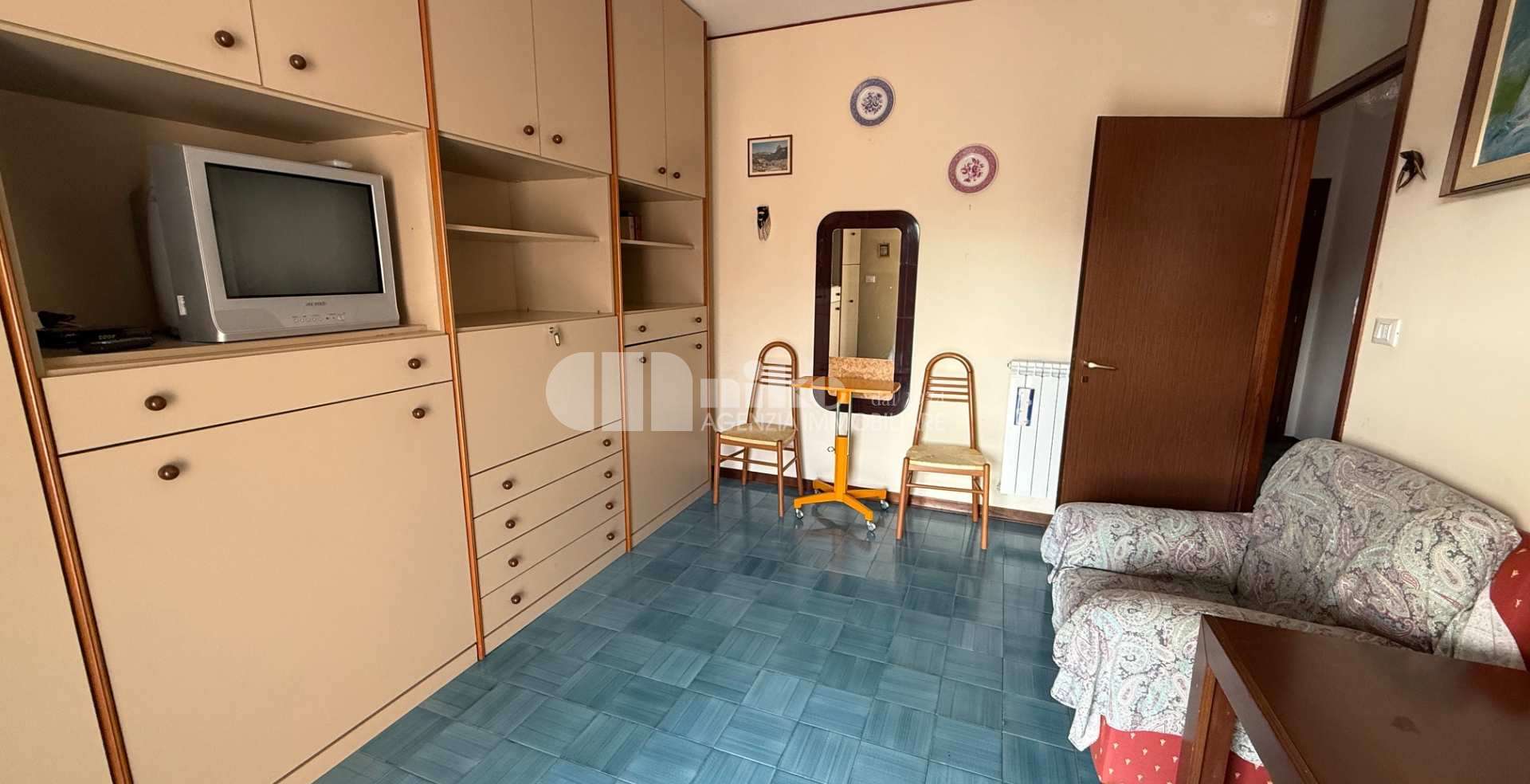 Bilocale con terrazza e garage