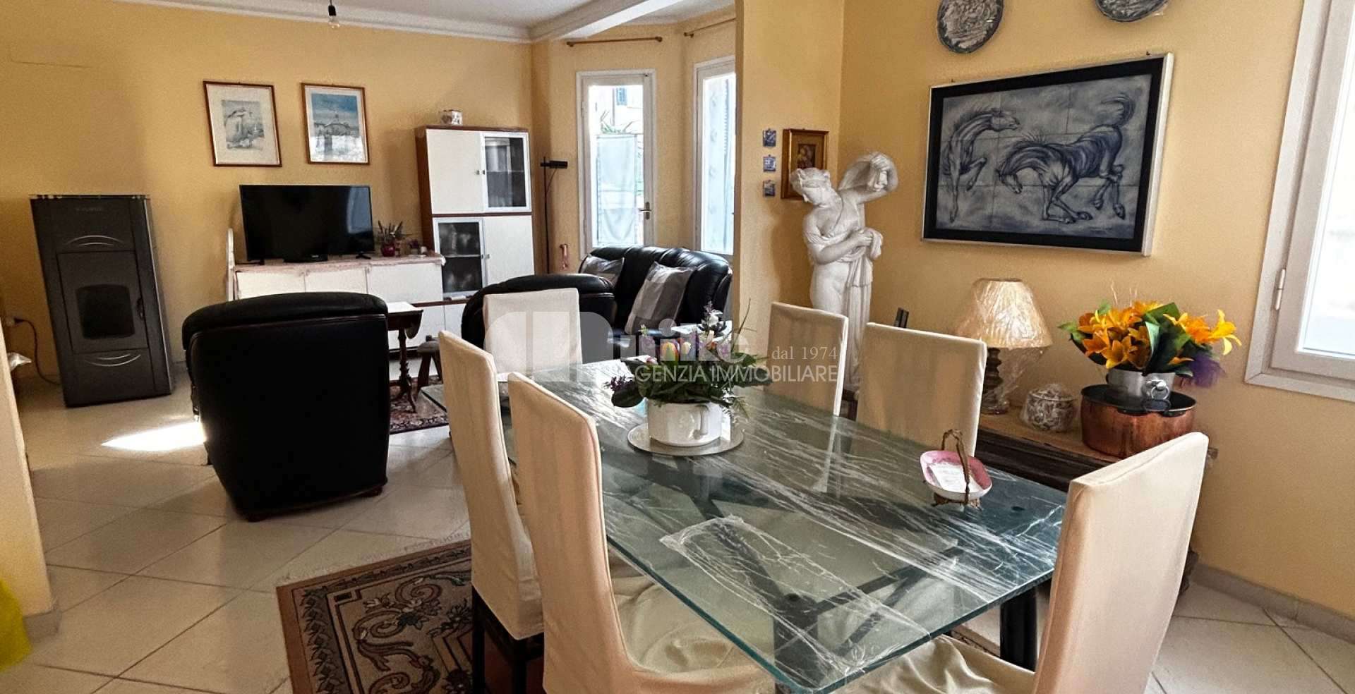 Villa in posizione centrale