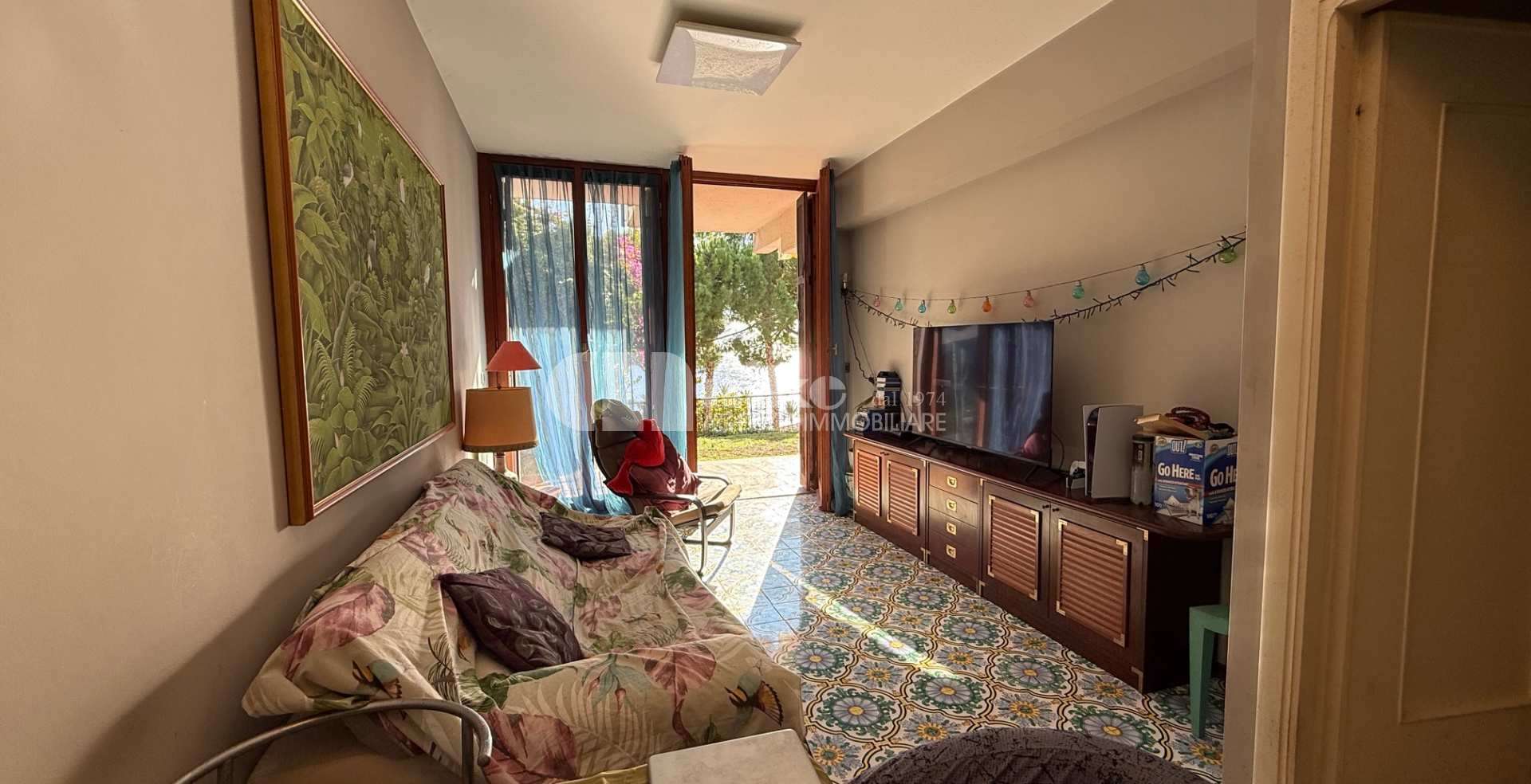 Trilocale con giardino vista mare