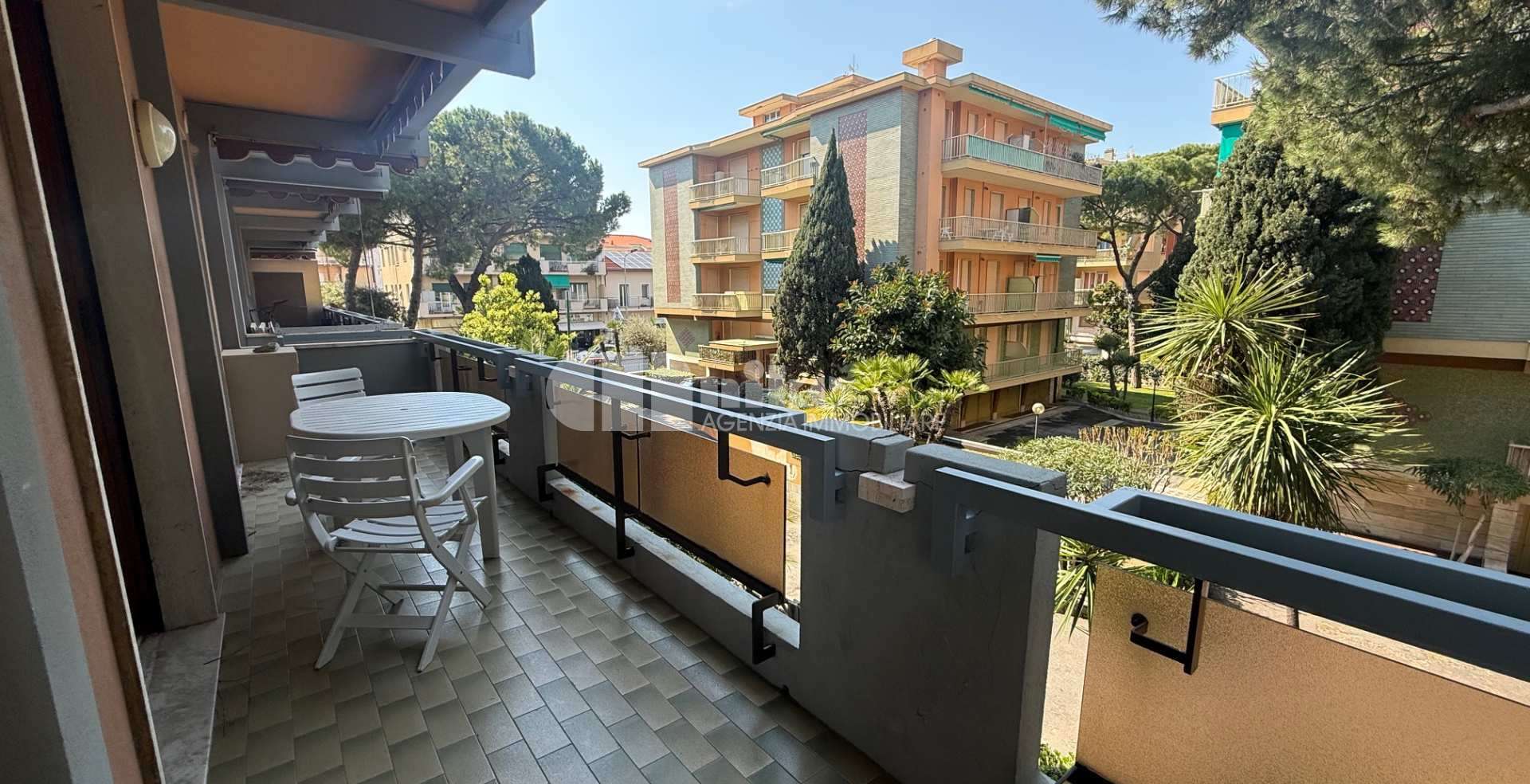 Bilocale immerso nel verde