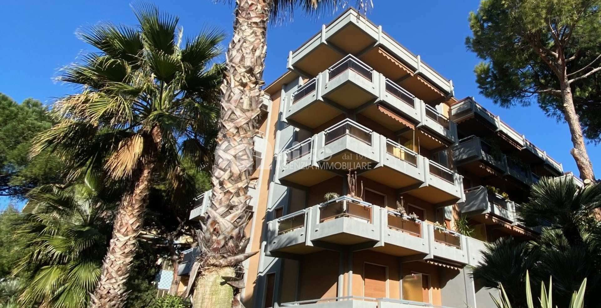 Bilocale immerso nel verde