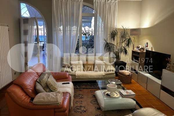 appartamento con ingresso indipendente in  piccolo condominio thumbnail