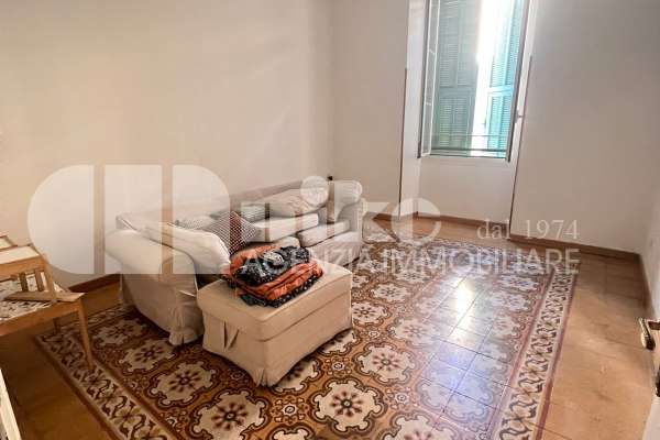 Quadrilocale affitto residenziale centralissimo  thumbnail
