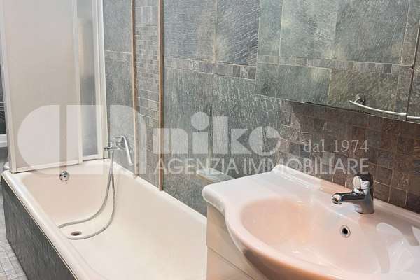 Trilocale in zona residenziale  thumbnail