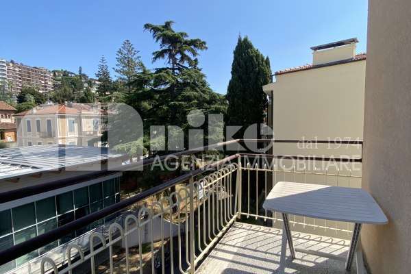 Trilocale con cantina e garage thumbnail