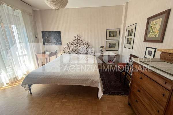 Bilocale con posto auto  thumbnail