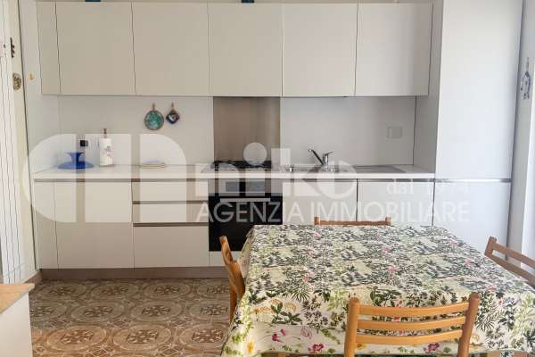 Bilocale immerso nel verde thumbnail