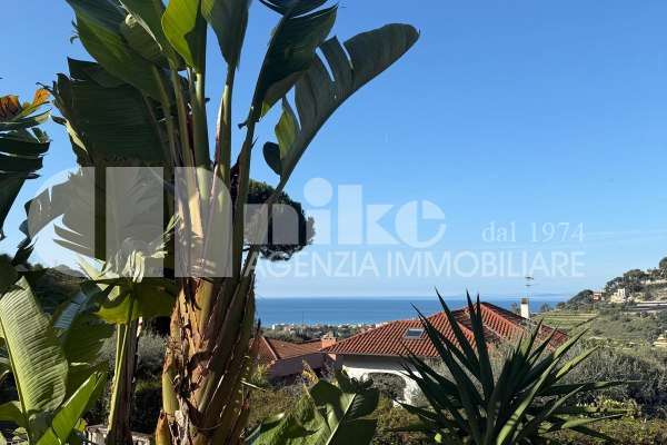 Villa unifamiliare Con piscina e vista mare  thumbnail